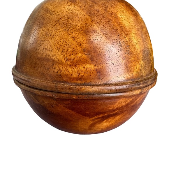 Wickersham Sphere-Shaped Walnut-Like Handmade Turned Wooden Box 5.1” X 4.75” - Picture 4 of 9